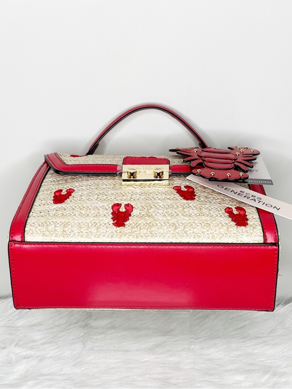 BCBGENERATION Straw Lobster Top Handle Bag With Crossbody Strap - Picture 4 of 8